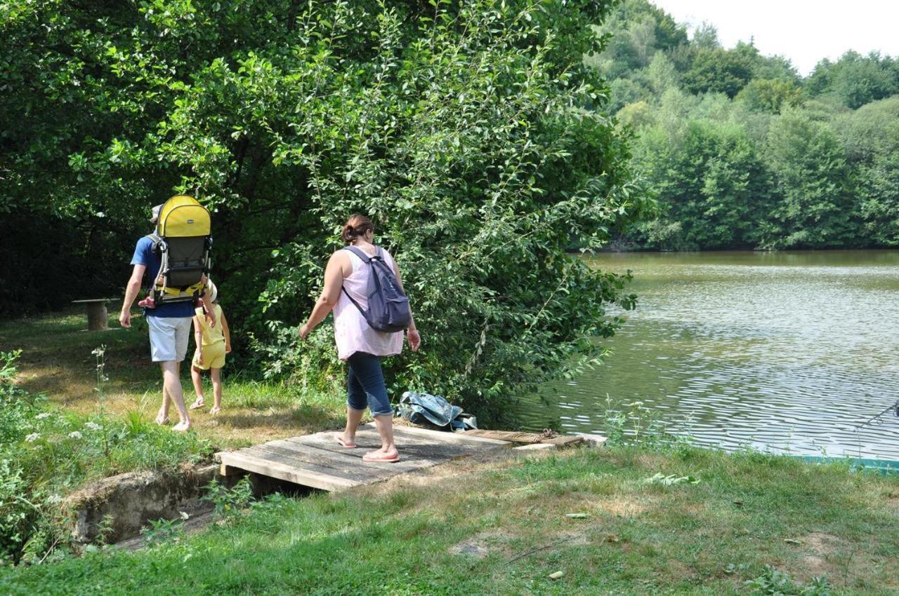 Les Chalets Du Moulin Du Chatain 4 Payzac  エクステリア 写真