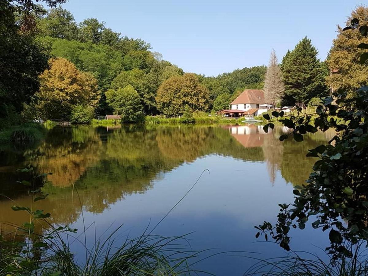 Les Chalets Du Moulin Du Chatain 4 Payzac  エクステリア 写真